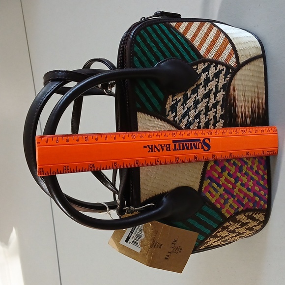 Le Sac for Kultura, multi color straw purse. - Picture 10 of 12